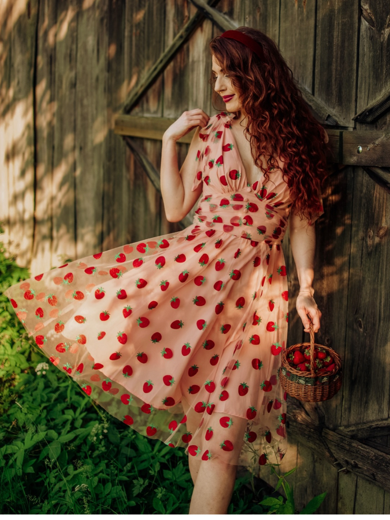 Robe trapèze rose fraise années 1950 en maille