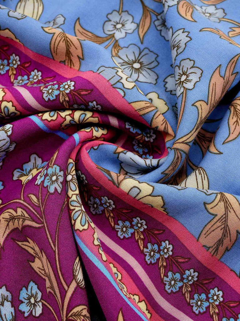 Robe bohème à imprimé floral manches à volants des années 1970