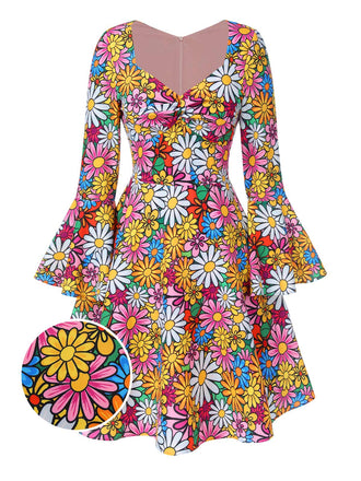 Robe hippie multicolore marguerites manches évasées des années 1960
