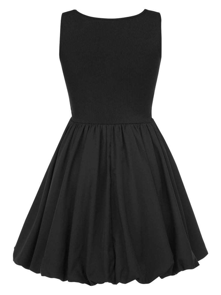 Robe boule noire unie à dos échancré sans manches des années 1960