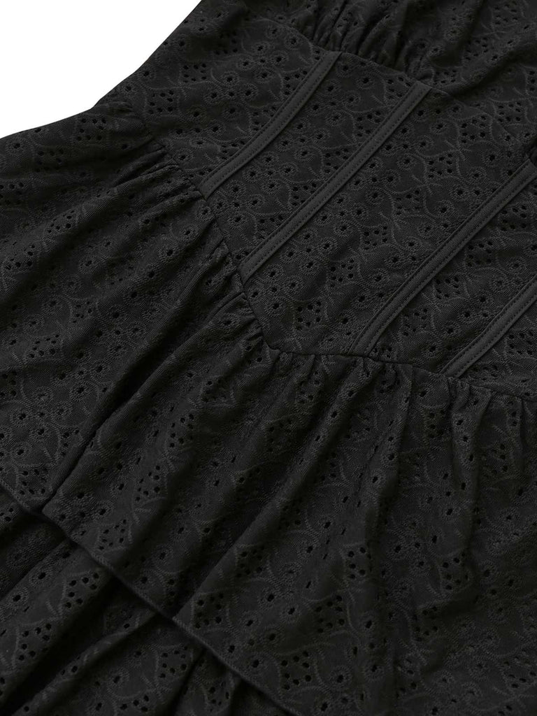 Robe corset bouffante noire en maille creuse des années 1950