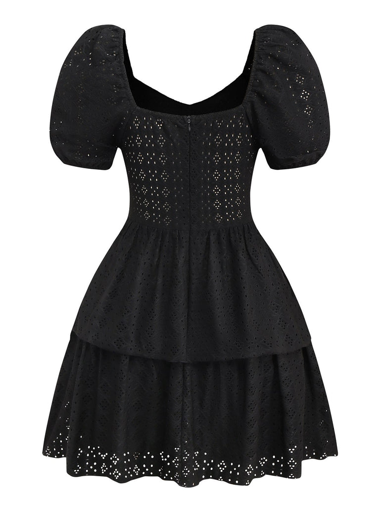 Robe corset bouffante noire en maille creuse des années 1950