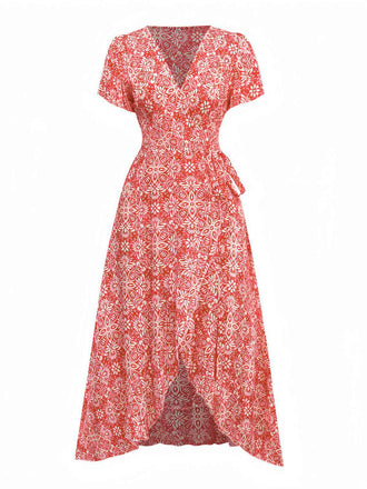 Robe portefeuille fleurie bohème rouge des années 1940