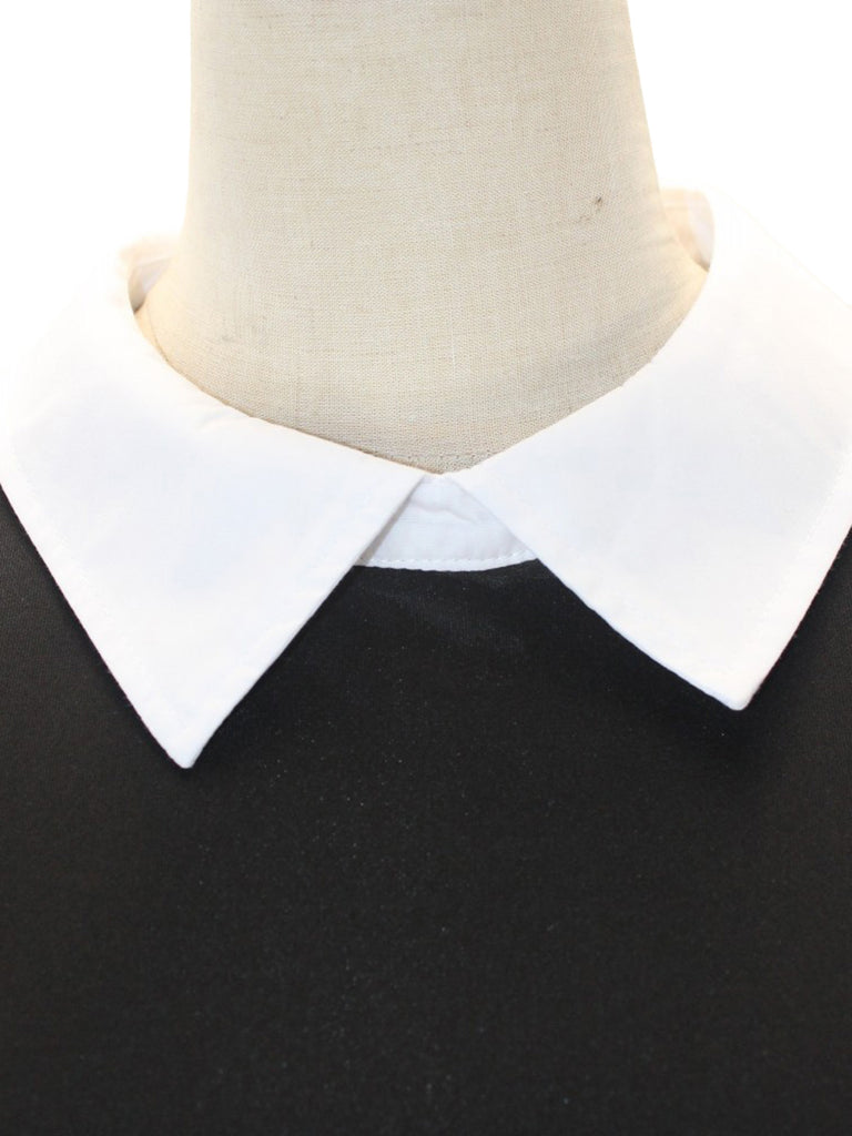 Robe du Wednesday col chemise noir et blanc des années 1940