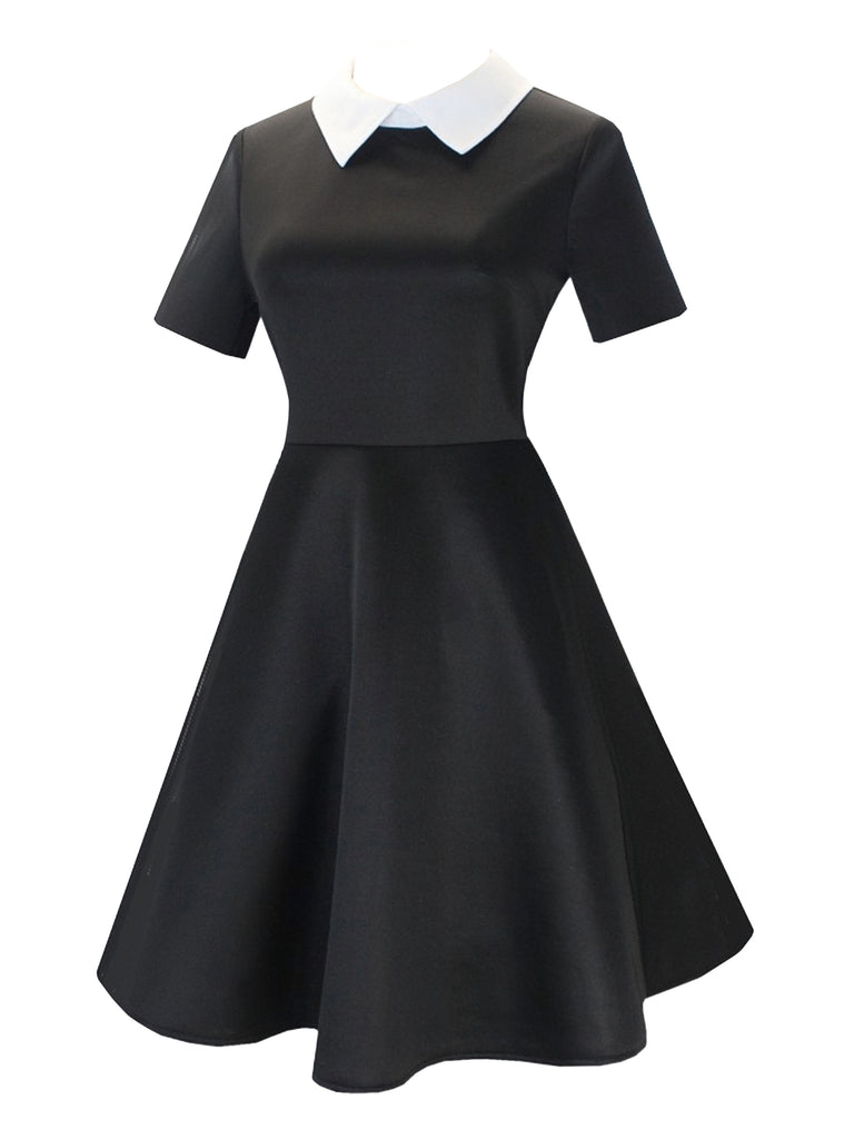 Robe du Wednesday col chemise noir et blanc des années 1940