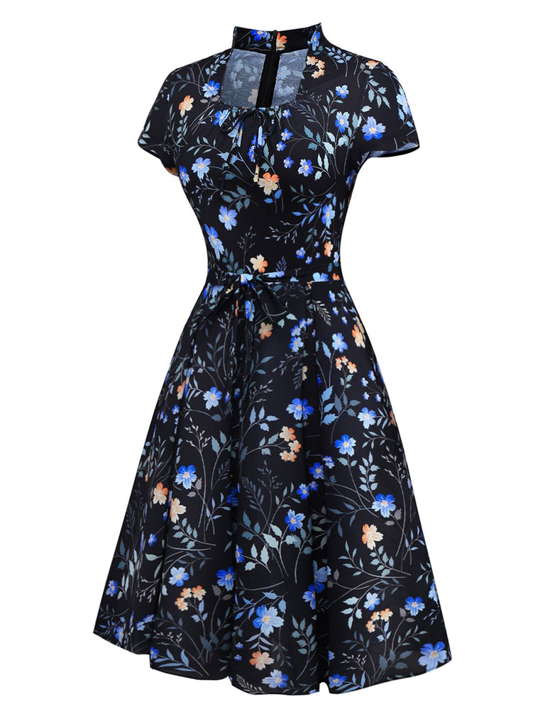 [Prévente] Robe noire à fleurs et col claudine années 1940