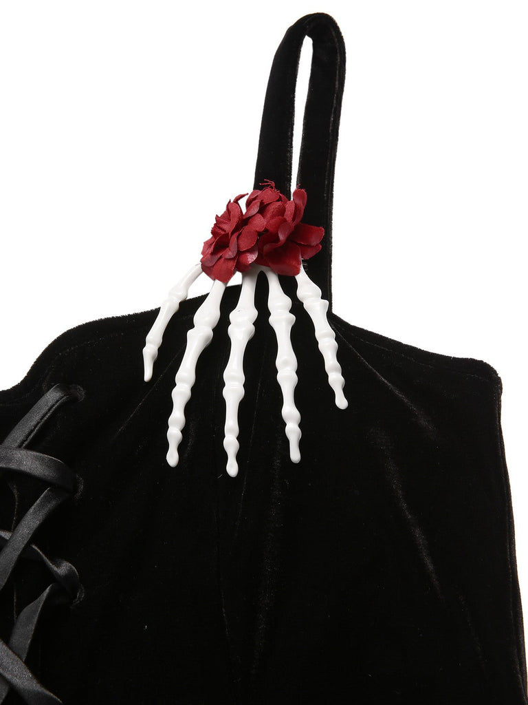 [Prévente] Robe noire d'Halloween avec decor de main de squelette et roses années 1950