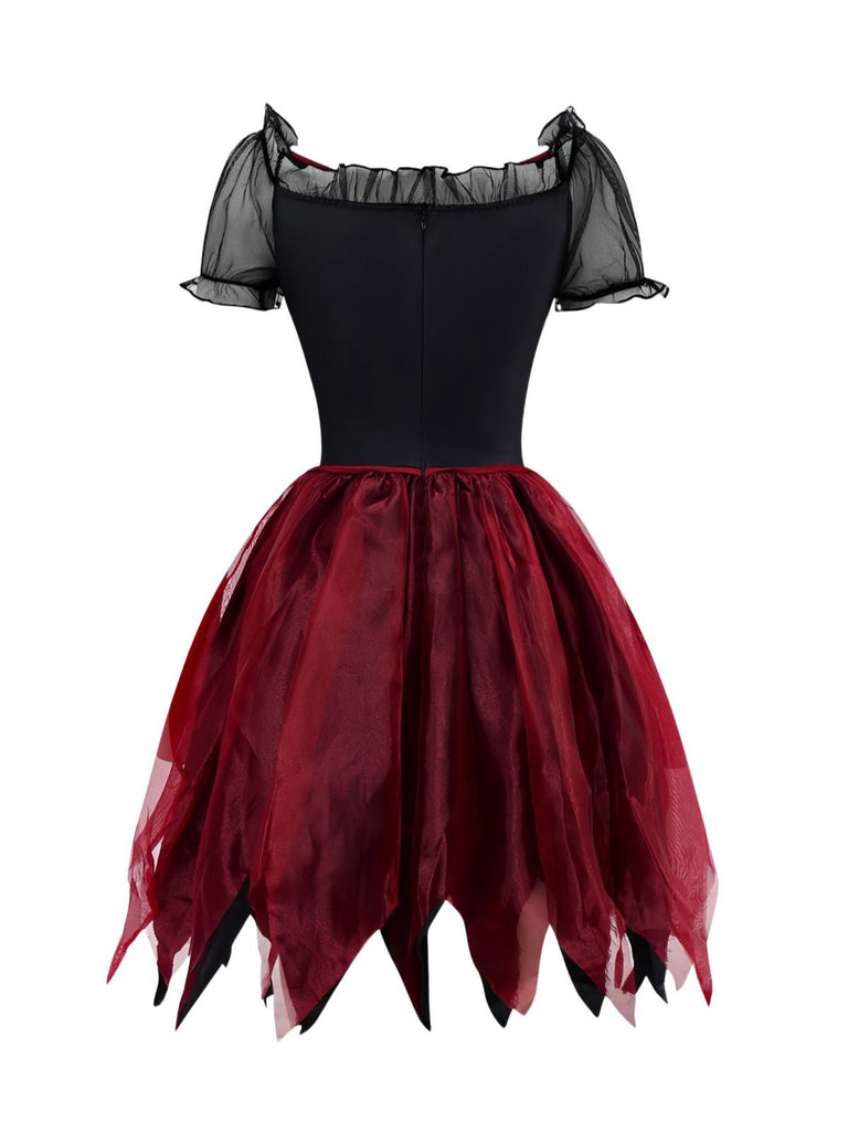 Robe rouge en maille et châle brodée style sorcière vampire Halloween des années 1980
