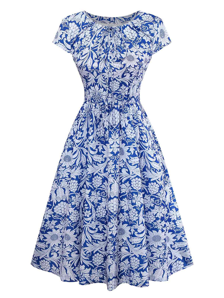 [Prévente] Robe bleue manches courtes motif floral ethnique des années 1950