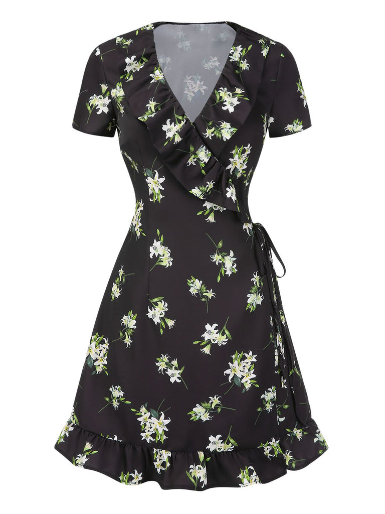 [Prévente] Robe noire à volants et col en V imprimé lys des années 1950