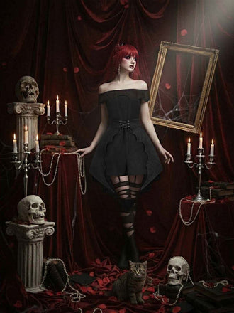 Combishort et cache-maillot style chauve-souris gothique noir des années 1950