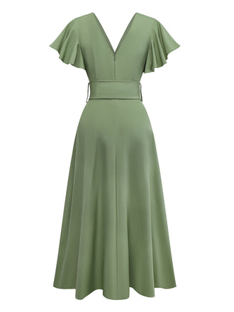 Robe unie à manches évasées et en V profond années 1940