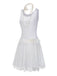 [Pré-vente] Robe patchwork blanche en dentelle des années 1920 avec collier de roses