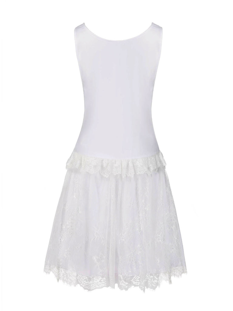[Pré-vente] Robe patchwork blanche en dentelle des années 1920 avec collier de roses