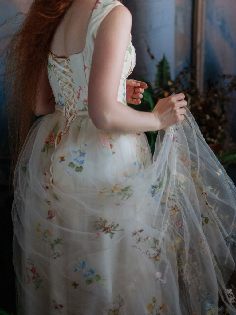 Robe en maille florale à lacets et baleines violette des années 1930