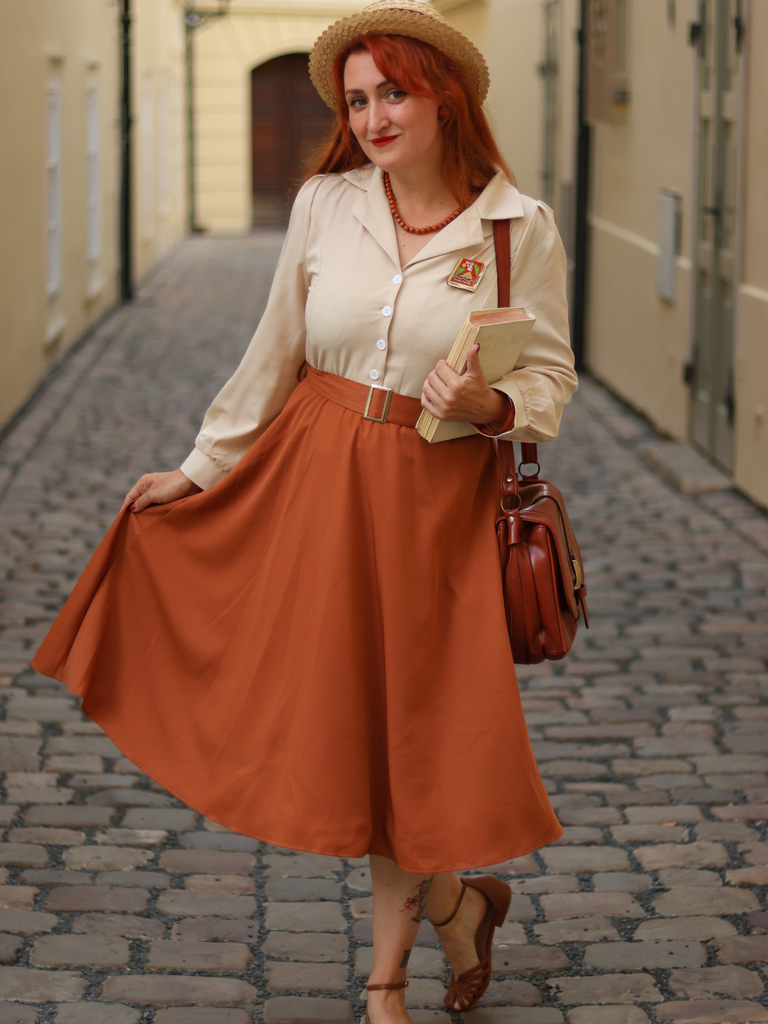Robe boutonnée manches longues et blocs de couleurs kaki des années 1950