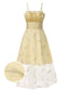 [Pré-vente] Robe à bretelles en satin et maille brodée de plumes champagne années 1980