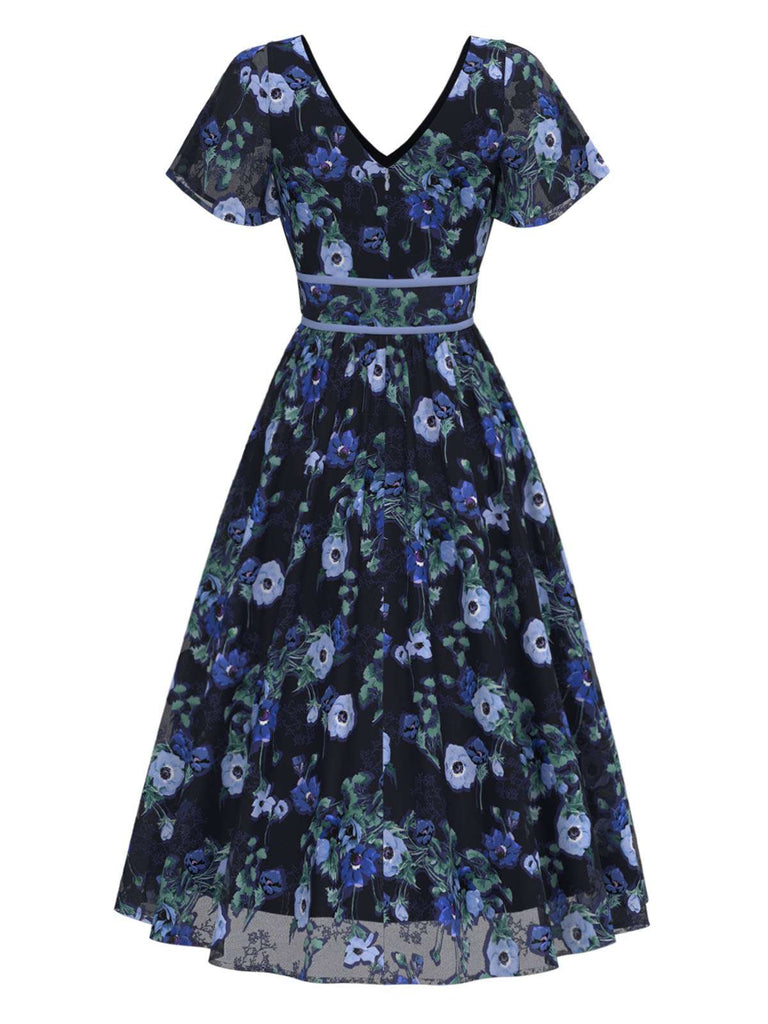 [Prévente] Robe mi-longue bleue à fleurs et col en V années 1950