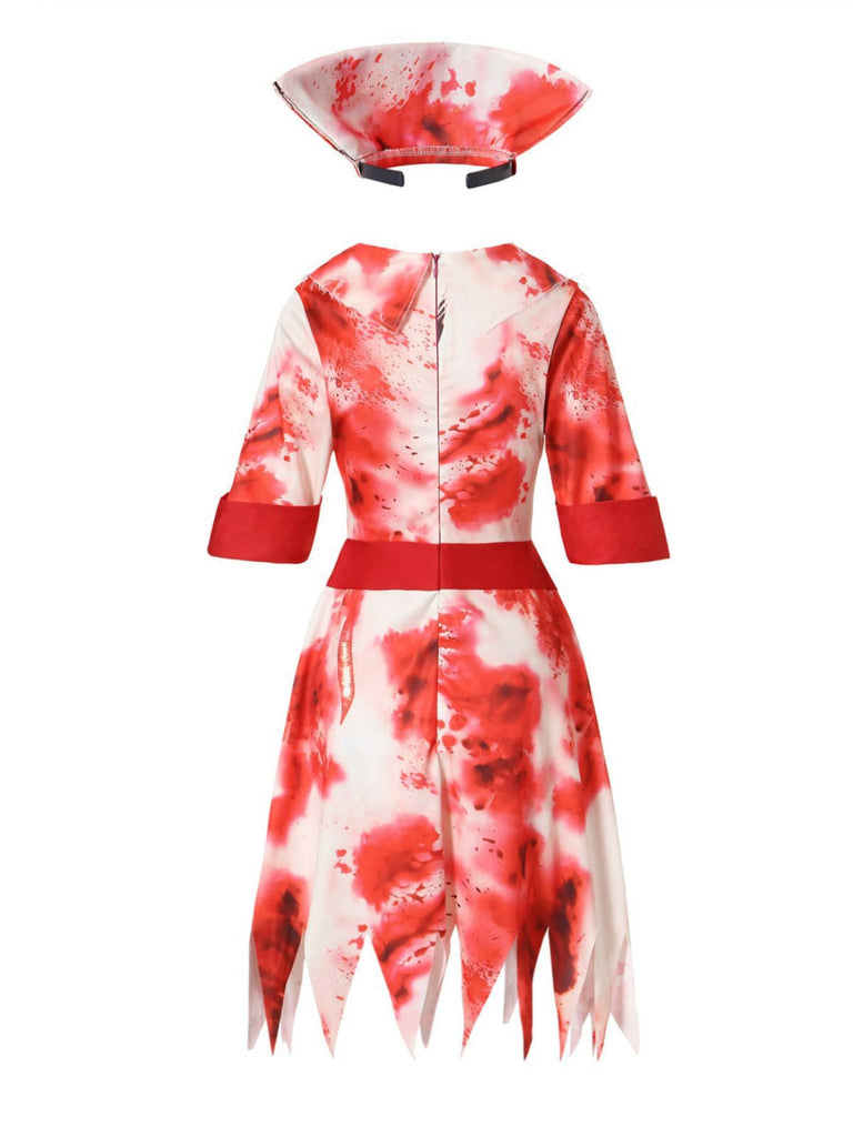 Robe rouge d'infirmière zombie d'Halloween des années 1950 avec taches de sang