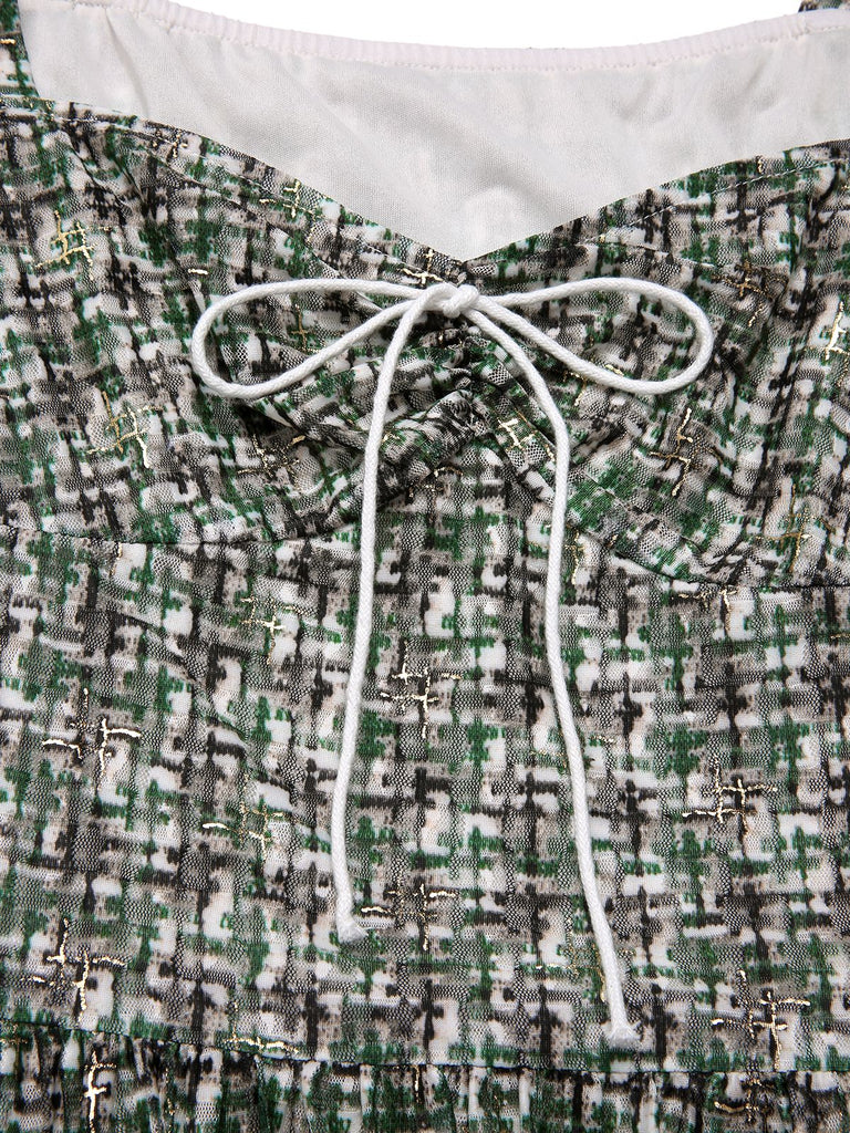 [Pré-vente] Robe verte à carreaux avec nœud et manches double volants des années 1950