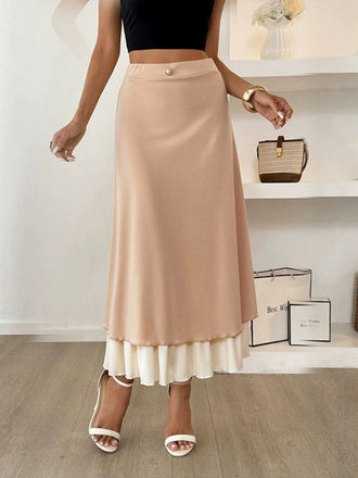 Jupe trapèze double épaisseur kaki à perles des années 1940