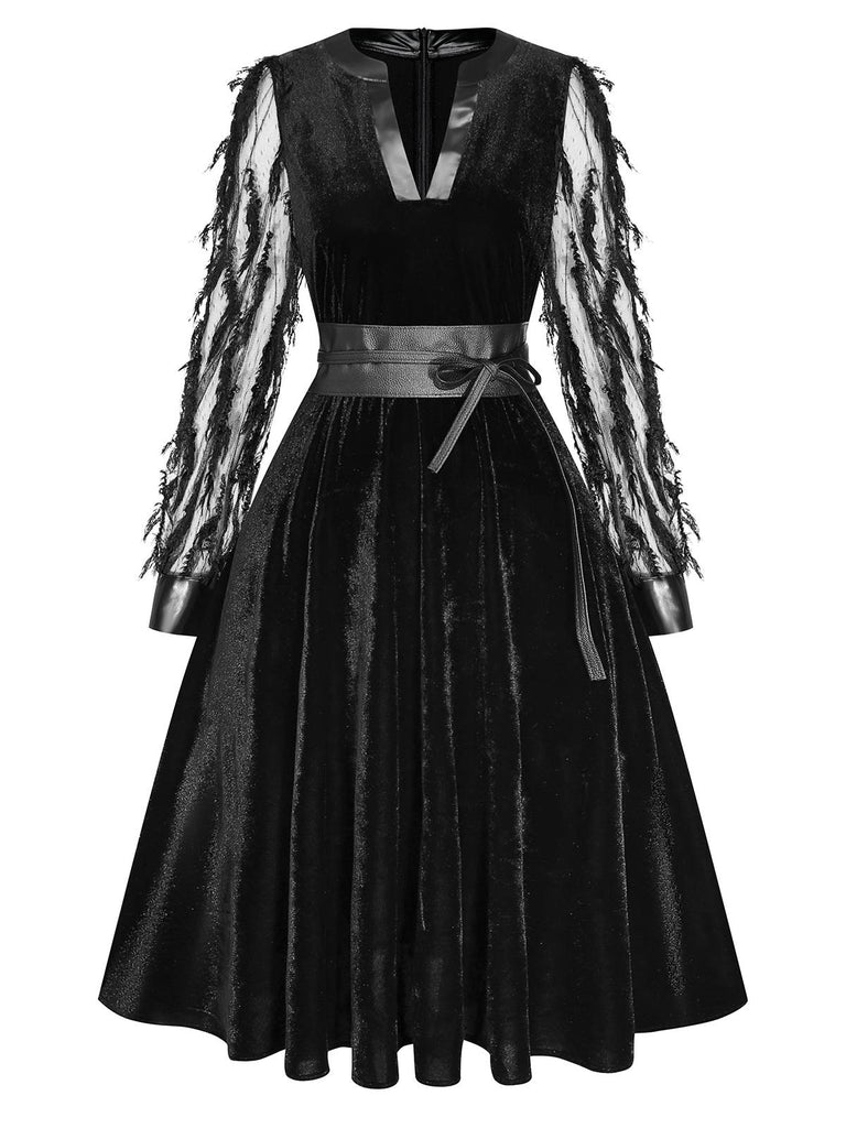 [Prévente] Robe en cuir manches transparentes à plumes col en V noir des années 50