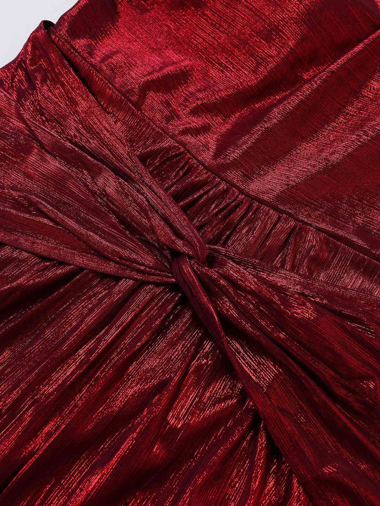 Robe longue scintillante rouge vin dos nu et torsadée années 1930