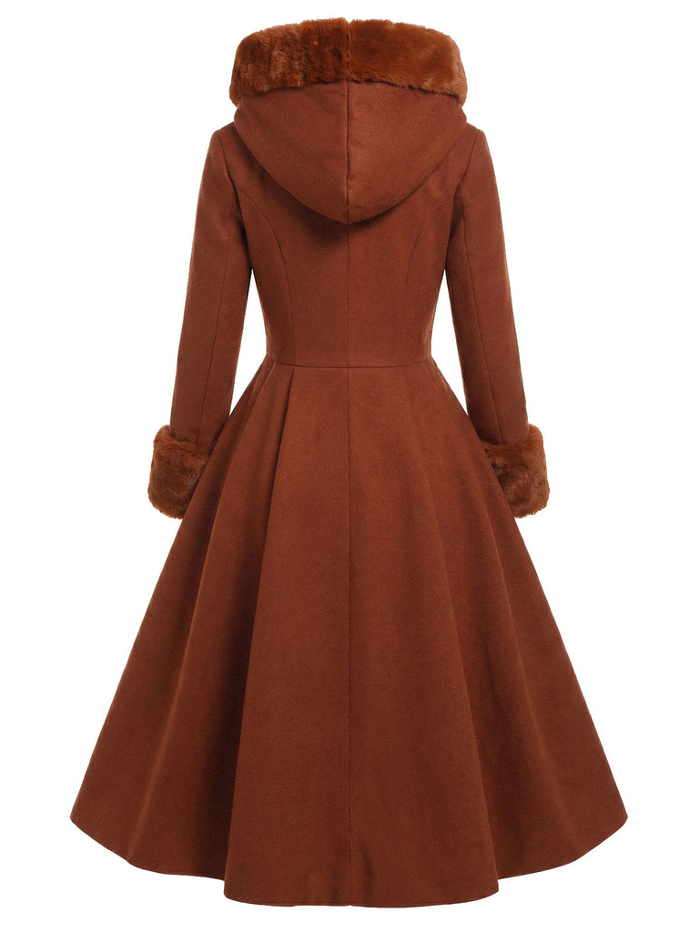 Manteau rose à capuche boutonné en fausse laine années 1950