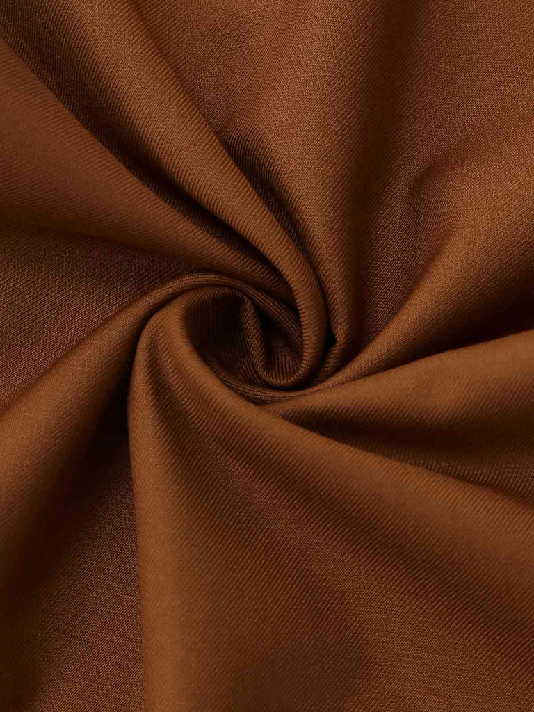 [Prévente] Combinaison-pantalon marron style royal avec broche froncée années 1930