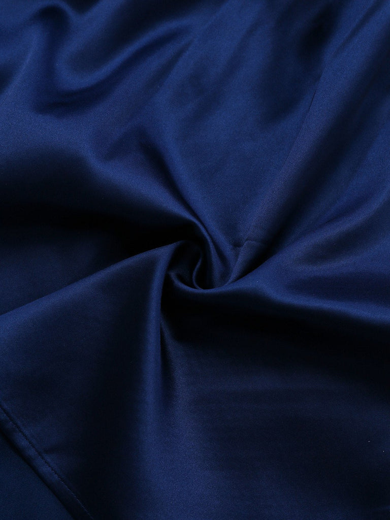 [Prévente] Robe bleu foncé en satin brodée de sequins style années 1950