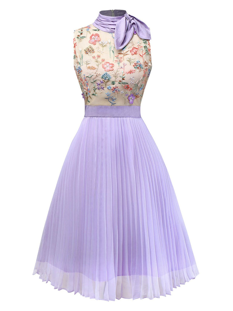 [Prévente] Robe Plissée Violette à Broderies Florales Années 1950
