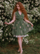 Robe verte manches bouffantes et broderies florales en résille années 50