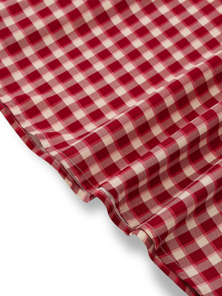 Robe rouge à carreaux vichy sans manches en dentelle et col rond années 1950