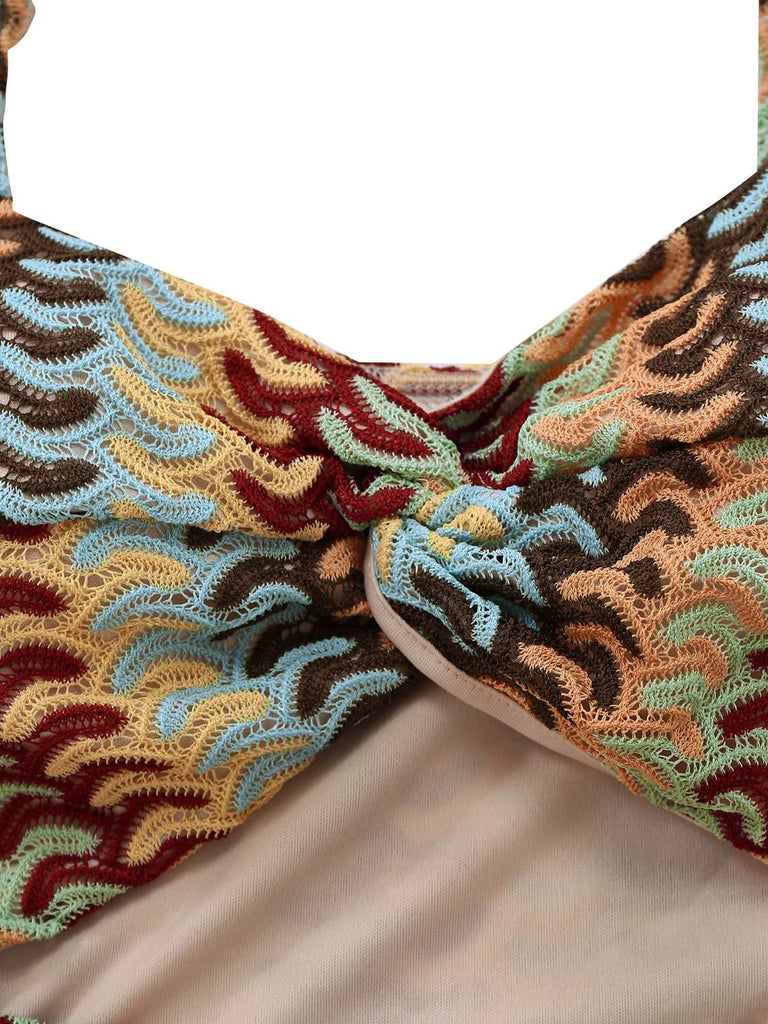 Robe multicolore en crochet ajouré à ourlet torsadé et volants années 1960