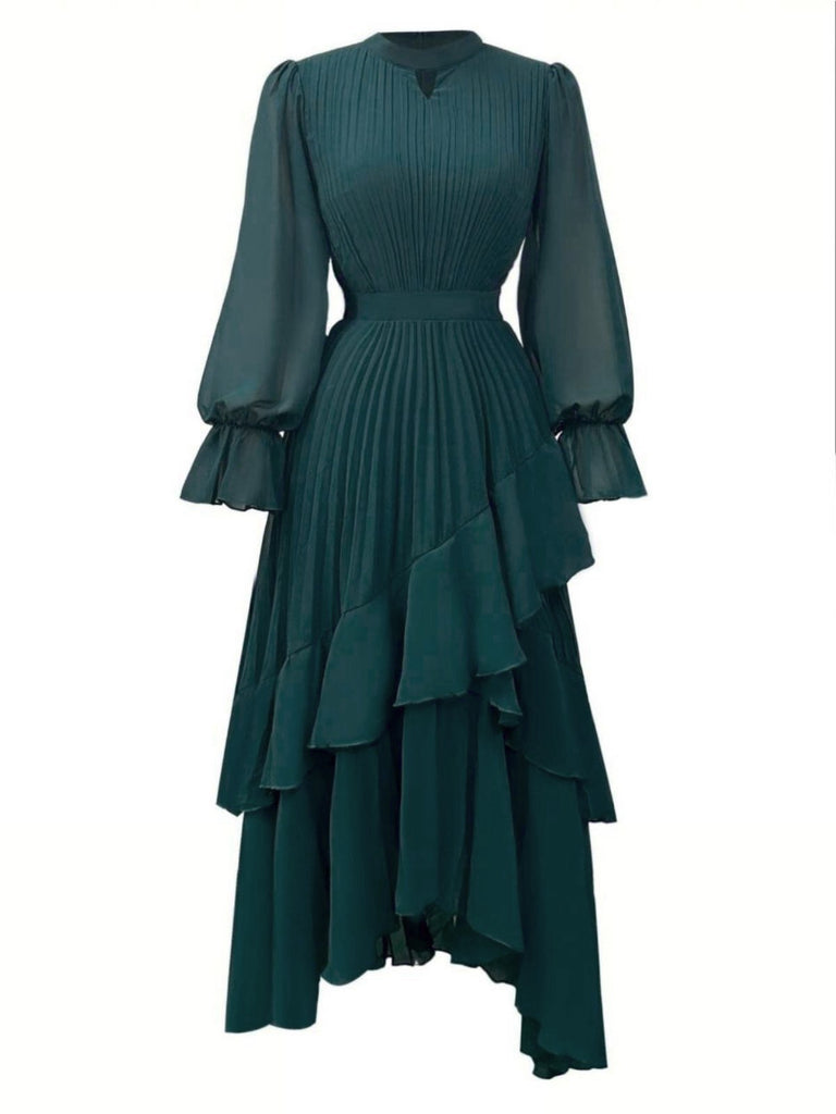 Robe plissée verte unie à ourlet volanté années 1950
