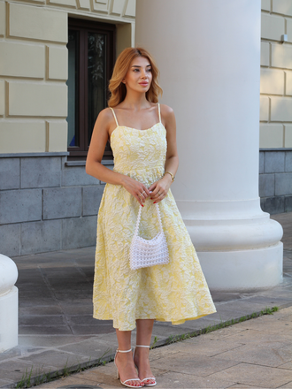 Robe midi jaune fines bretelles et imprimé floral jacquard années 1950