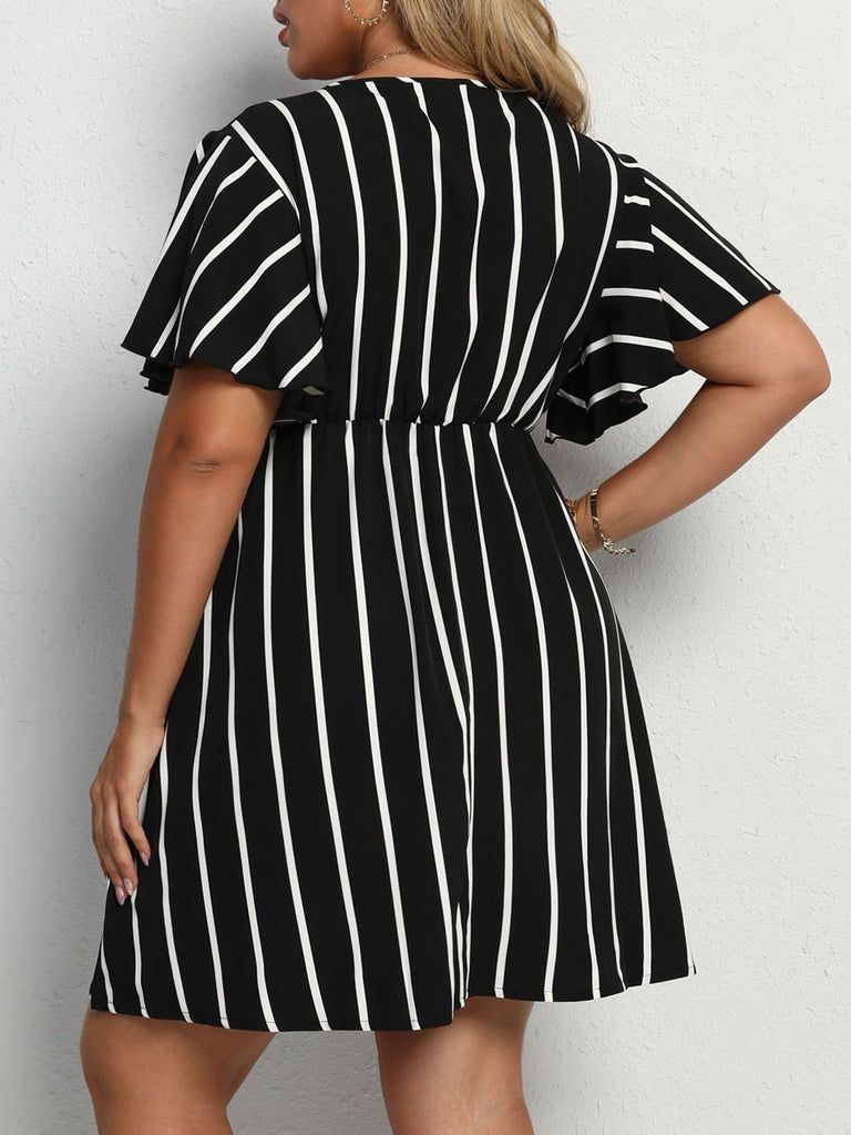 [Grande Taille] Robe Portefeuille Col V à Rayures Manches Volantées Années '70 4