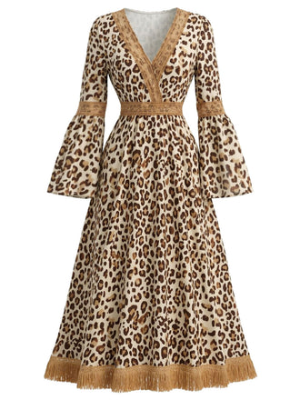 [Prévente] Robe bohème à imprimé léopard, col V, franges et manches cloche Années 1970