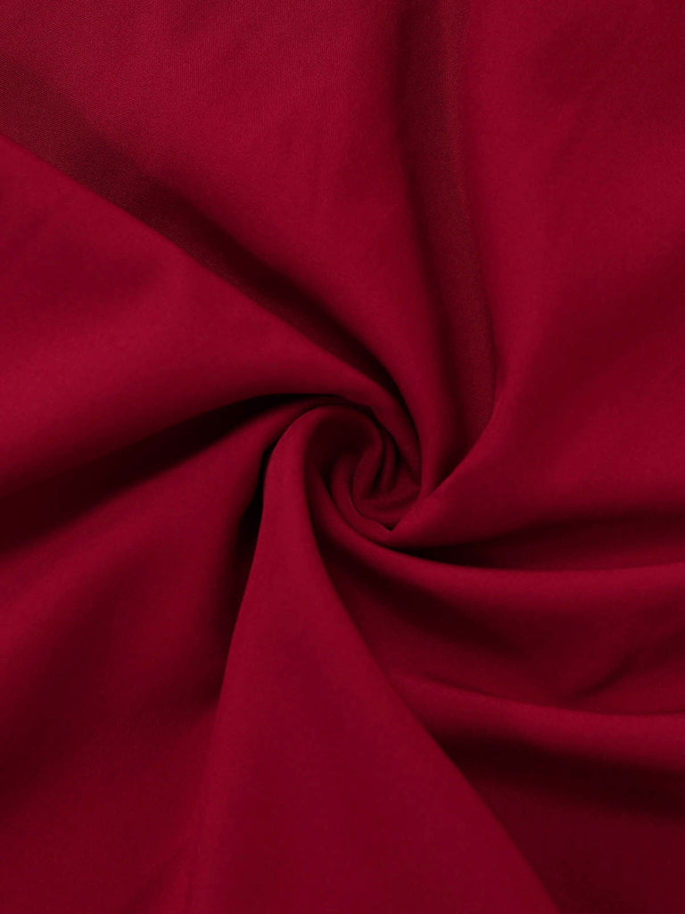 Robe Rouge Épaules Dénudées Manches Cloche Renaissance Années 1930 7