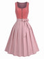 Robe et tablier roses velours encolure en cœur et boutonnage sur le devant années 1950