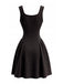 Robe courte unie à col carré années 1950