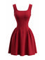 Mini-robe unie encolure carrée années 50