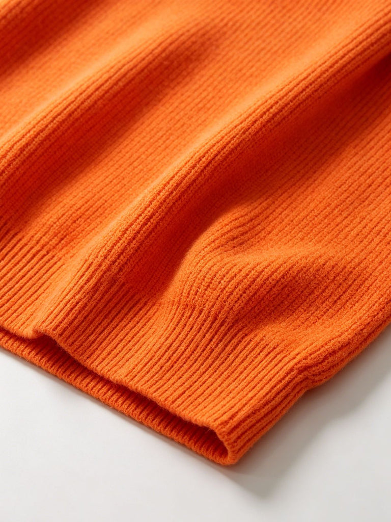 Pull orange en maille à col rond et imprimé lettres années 1940