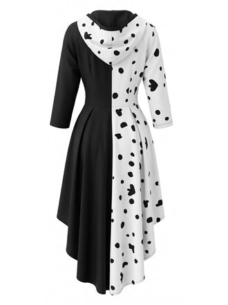 Robe noire et blanche à capuche motif dalmatien années 1970