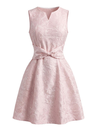 Robe Rose Jacquard Sans Manches Ceinturé Nœud en A Années 1960
