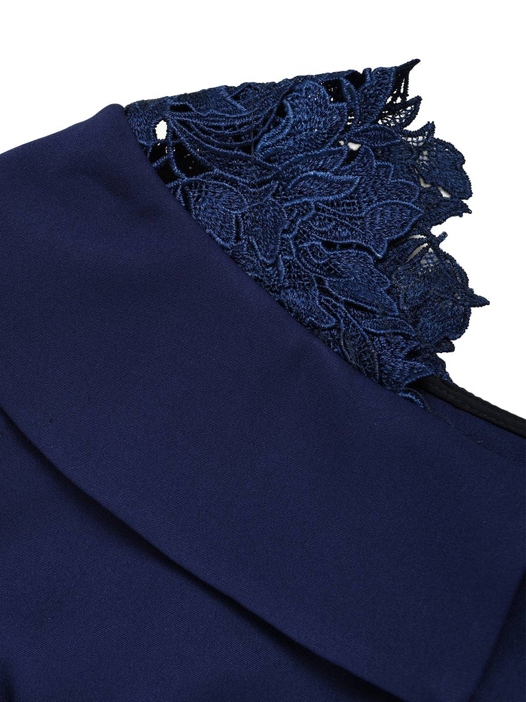[Prévente] Robe bleue unie épaules dénudées avec empiècements en dentelle années 1950