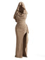 Robe longue kaki col bénitier capuche détails froncés et fente haute années 70