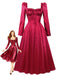 Robe midi rouge à col carré, manches bouffantes et corset années 1940