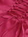 Robe midi rouge à col carré, manches bouffantes et corset années 1940