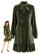 Robe courte vert foncé en velours à nœud et volants années 1970